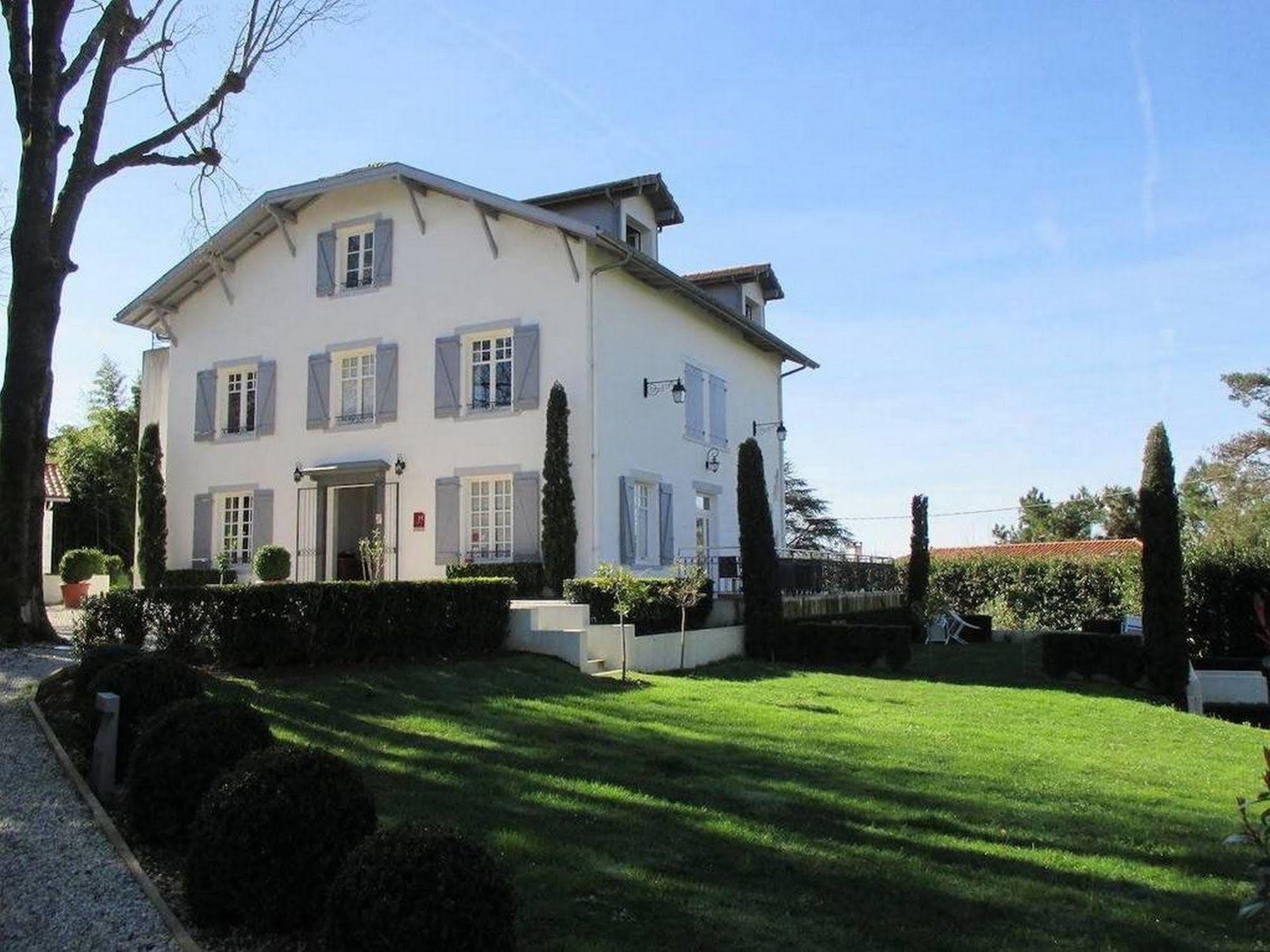 Hotel La Villa Saint-Pierre-dʼIrube Exterior foto